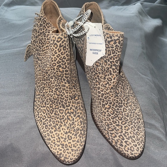 Lucky Brand Felisie waterproof suede leather fringe bootie women's size 10 - Picture 2 of 9